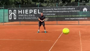 Hiepel Immobilien fördert die Tennisabteilung des FC Germania Neureut e.V.