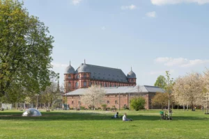 Wie teuer ist eine Wohnung in Karlsruhe?